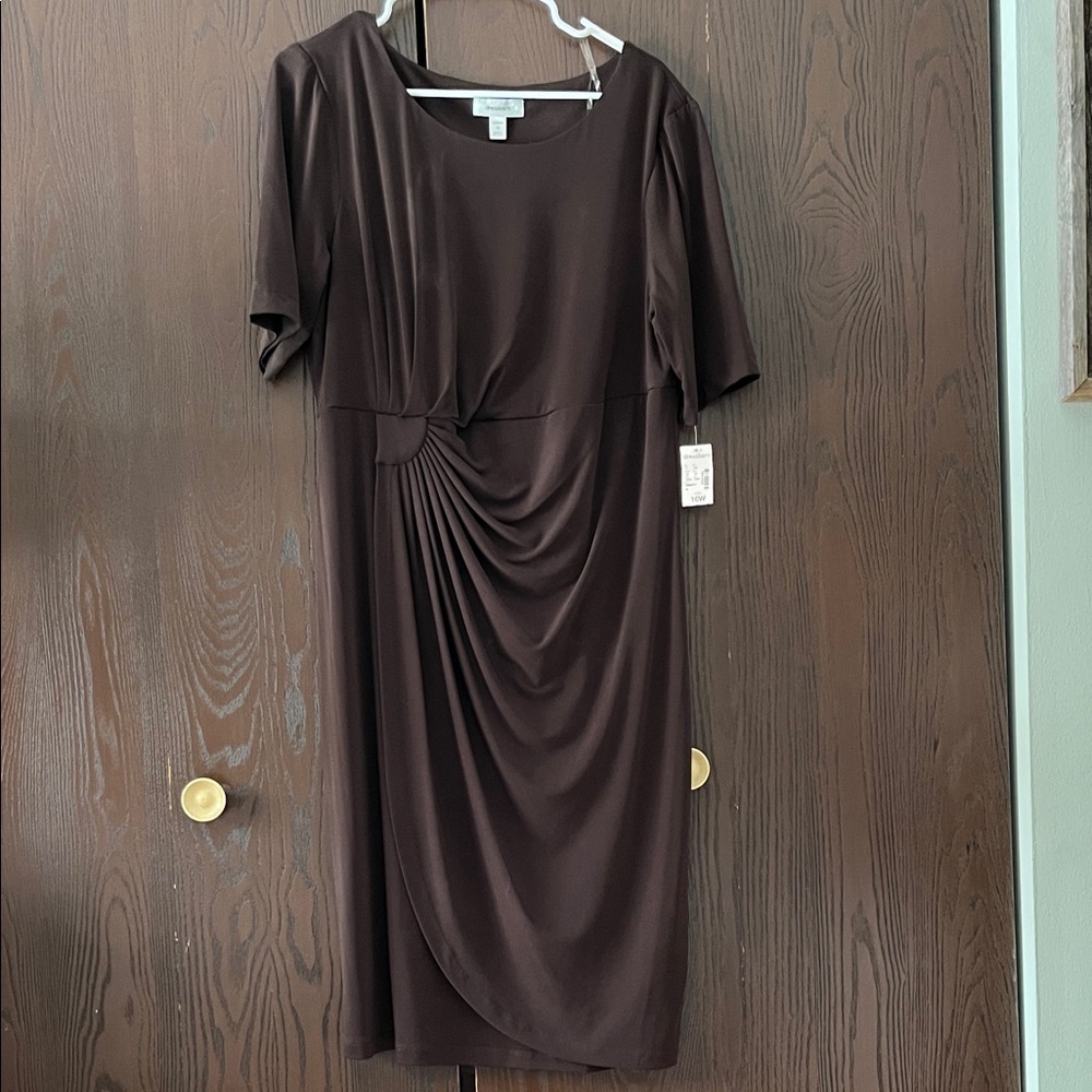 Dressbarn short sleeved dark brown dressy, midi dress. Size 16W. NWT